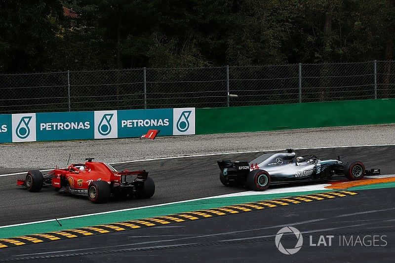 Fotostrecke: Der Vettel-Hamilton-Crash in Monza