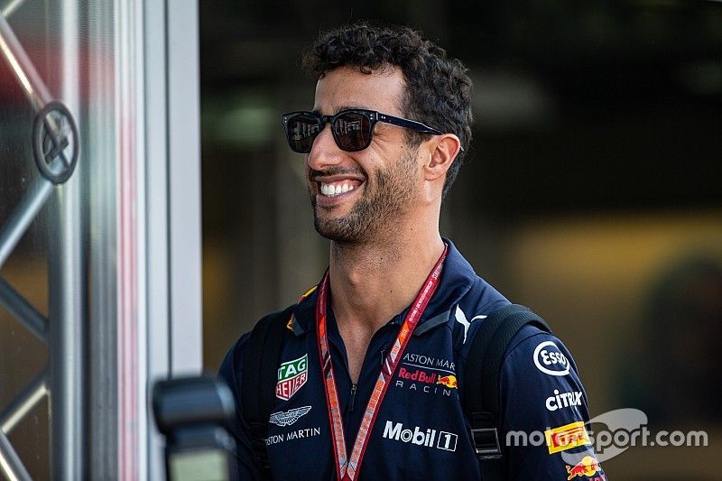 Ricciardo: "Sono stupito di Kimi alla Sauber. Pensavo che si ritirasse dalla F1!"