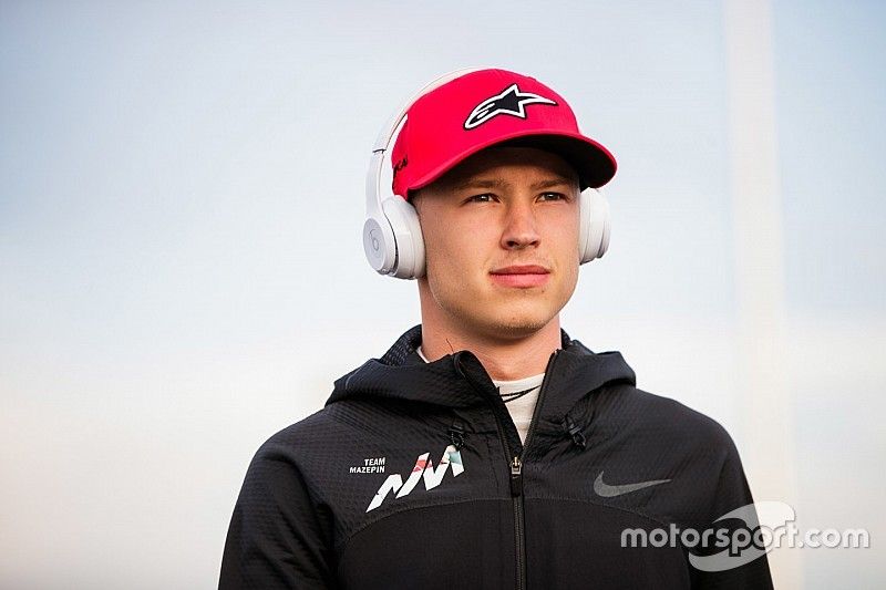 Mazepin hará programa de pruebas con Mercedes
