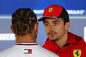 DIRETO DO PADDOCK: Verstappen responde Hamilton, que corneta Horner; o dia em Spielberg