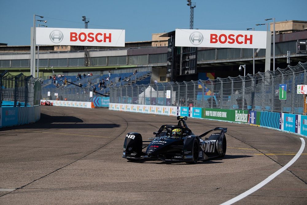 Berlin E-Prix: Mortara scythes past Frijns for second successive FE pole
