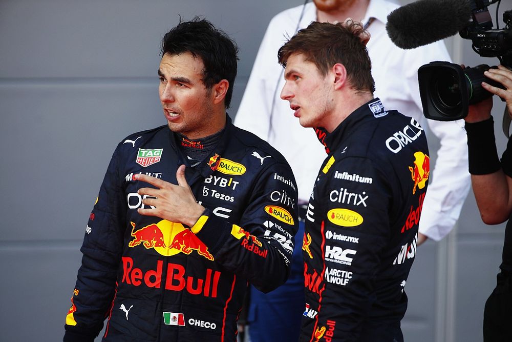 Montoya: “Kan Perez echt in het hoofd van Verstappen kruipen?”