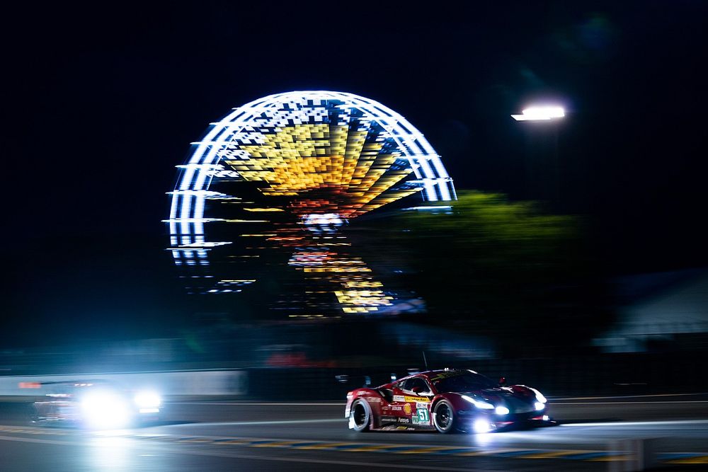 ¡Qué maravilla! Las primeras fotos nocturnas de Le Mans 2022