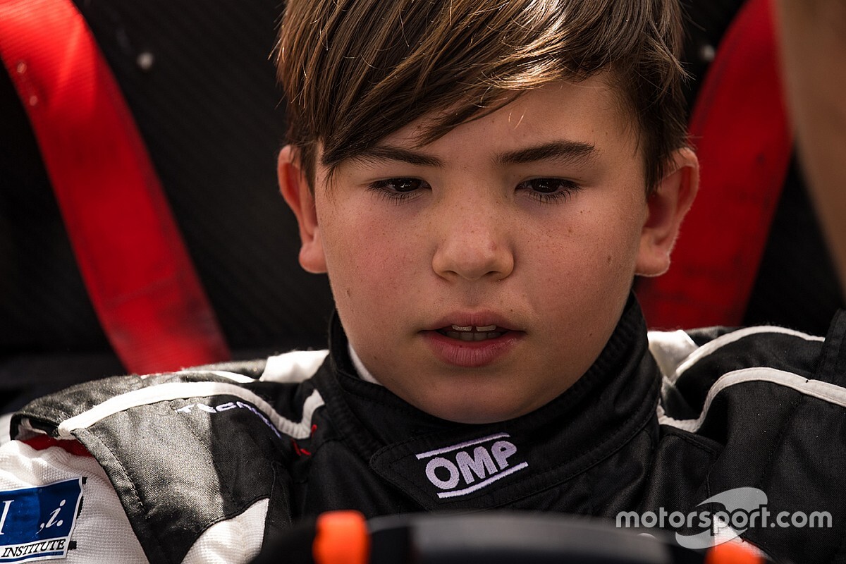 Filho de Emerson, Emmo Fittipaldi faz estreia nos carros em teste de F4 nos EUA