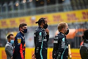 Hamilton örül, hogy Bottas a csapattársa