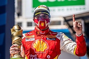Stock Car: Zonta se emociona após vitória ao lembrar de drama familiar: "quase perdi meu pai por Covid-19"