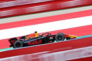 Steiermark F2: Antrenmanların lideri Tsunoda, Schumacher kaza yaptı