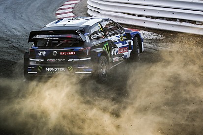 Autos angekommen: Solbergs Team beim WRX-Finale dabei