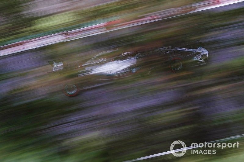 Hamilton mantiene su dominio en Suzuka y se lleva la pole; Vettel, 9º
