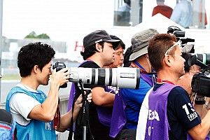 レースを”撮った”国本雄資のスーパーGT最終戦に注目。「その一瞬を撮る難しさが分かった」
