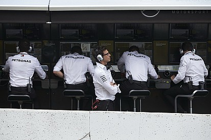 Brawn: F1 deve considerar redução de dados das equipes