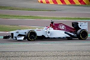 Extrém megoldásokat kap Räikkönen új F1-es gépe, a Sauber C38