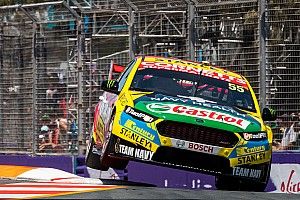 Gold Coast 600: Mostert/Moffat dominate, drama for Red Bulls