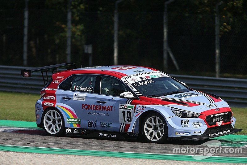 Zampata di Eric Scalvini e pole position Hyundai per Gara 1 a Monza