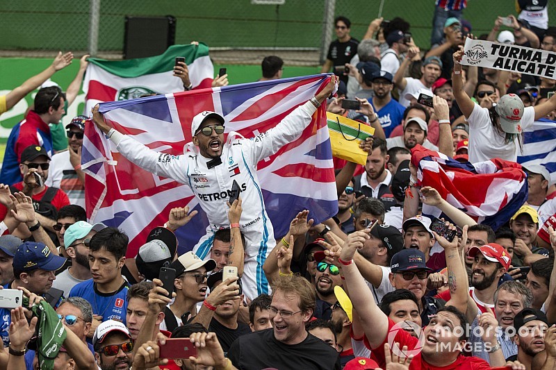 Mercedes: "Hamilton nélkül nem nyertünk volna öt címet"