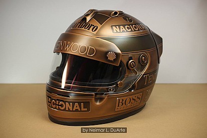 GALERIA: Artista refaz pintura do capacete de Senna em bronze