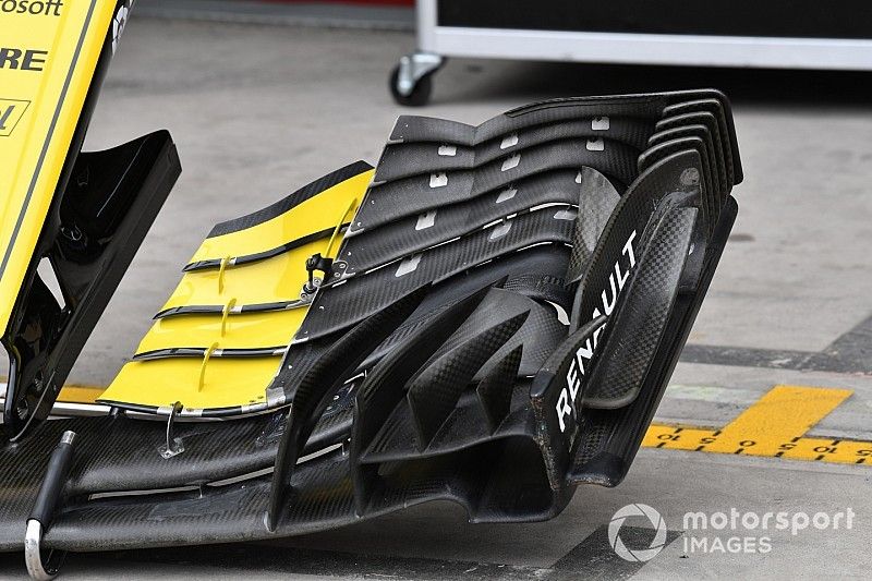 Vue détaillée de l'aileron avant d'une Renault Sport F1 Team R.S. 18 