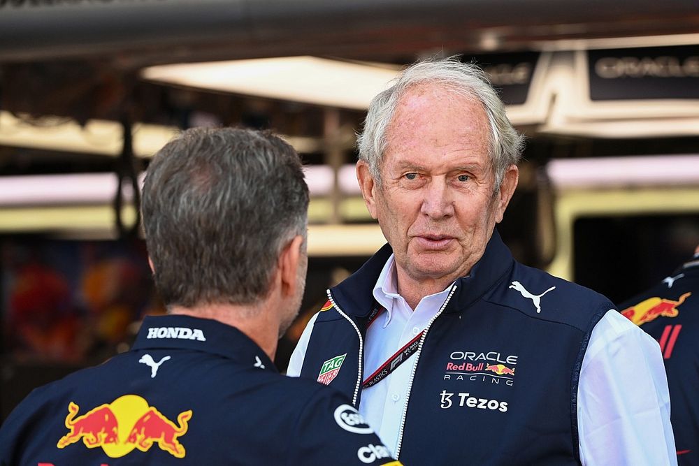 Helmut Marko: "Están pasando muchas cosas dentro de Red Bull"