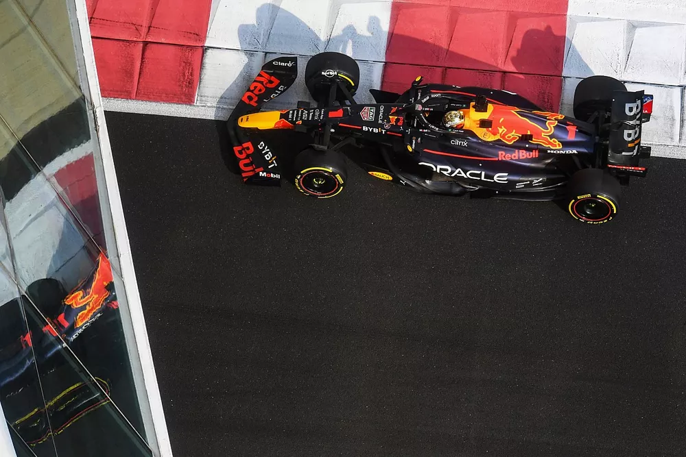 Max Verstappen, Red Bull Racing RB18 