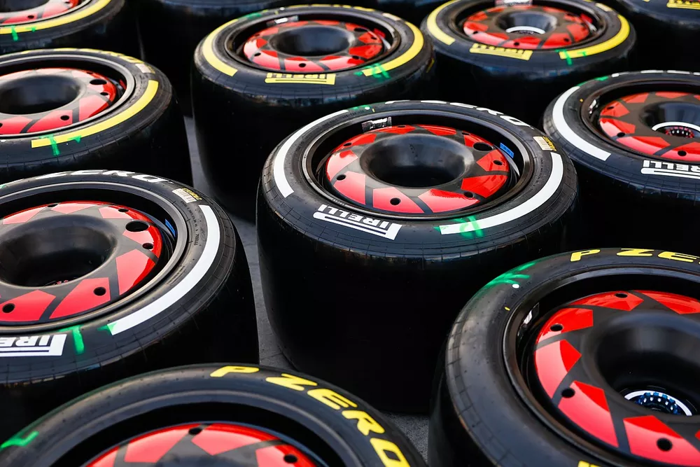 Pirelli banden