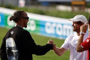 El consejo que le dio Vettel a Hamilton para Ferrari: "Aprende italiano y apréndelo muy bien"