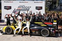 Dublet Cadillaca w Long Beach