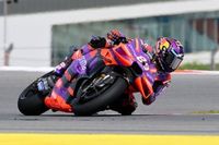 Martín domina el caos en Portugal; primer podio para Acosta