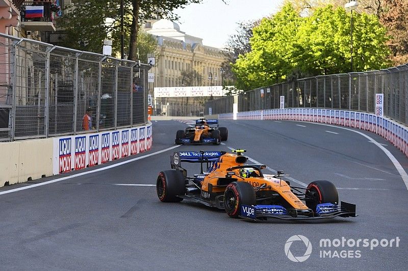 McLaren explica la parada a última hora de Norris en Bakú