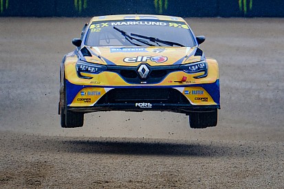 Сильный ливень принес Марклунду дебютную победу в WRX