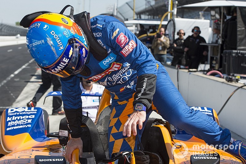 Alonso se la juega en el 'Bump Day' con "calma" y "concentración"