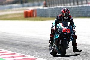 Quartararo arranca adelante en Assen y Lorenzo sufre una dura caída