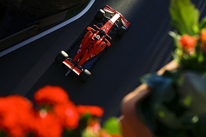 Vettel tagadja, hogy megtett volna egy lépést hátra, míg Leclerc előrébb került