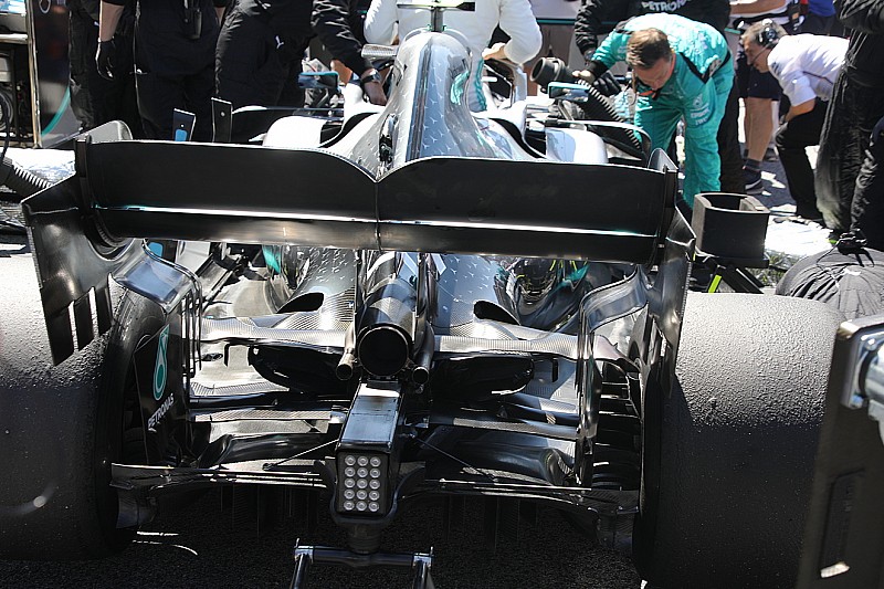 Mercedes: con oltre 30 gradi la power unit Phase 2 si surriscalda e va in crisi