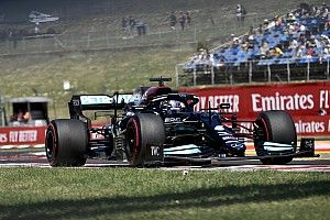 Hamilton „optimista” a Mercedes esélyeit illetően a forró szabadedzések után is