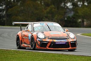 Porsche: Mello diz que "virou passageiro" durante acidente em Curitiba e agradece pela segurança dos carros
