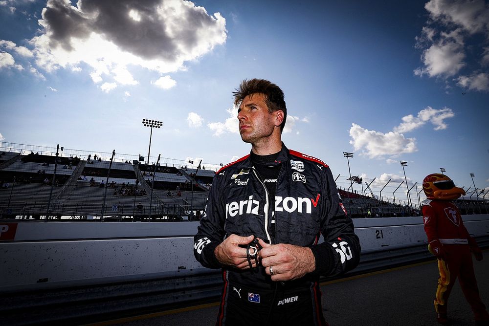 NTT P1 Award winner Will Power after his pole winning run