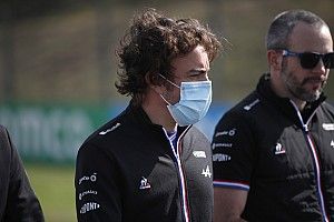 Alonso: Reaction to Sochi F1 move proves different rules for different drivers