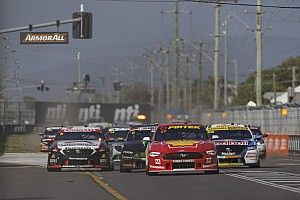 Seven rolls out stars for Supercars return