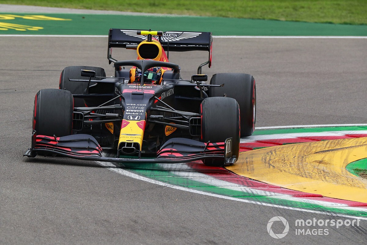 Villeneuve: "Albon, Taylandlı olduğu için Red Bull'da yarışıyor"