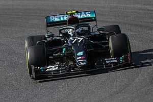 Bottas lidera la accidentada FP1 de la F1 en Rusia, con Pérez cuarto