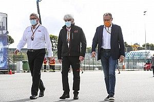 Domenicali: "Aşılamada öncelik F1'in değil, ihtiyacı olanların olmalı"