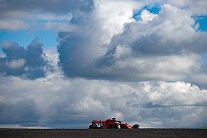 Weerbericht F1 GP van Portugal: Zonnige start, zondag mogelijk nat
