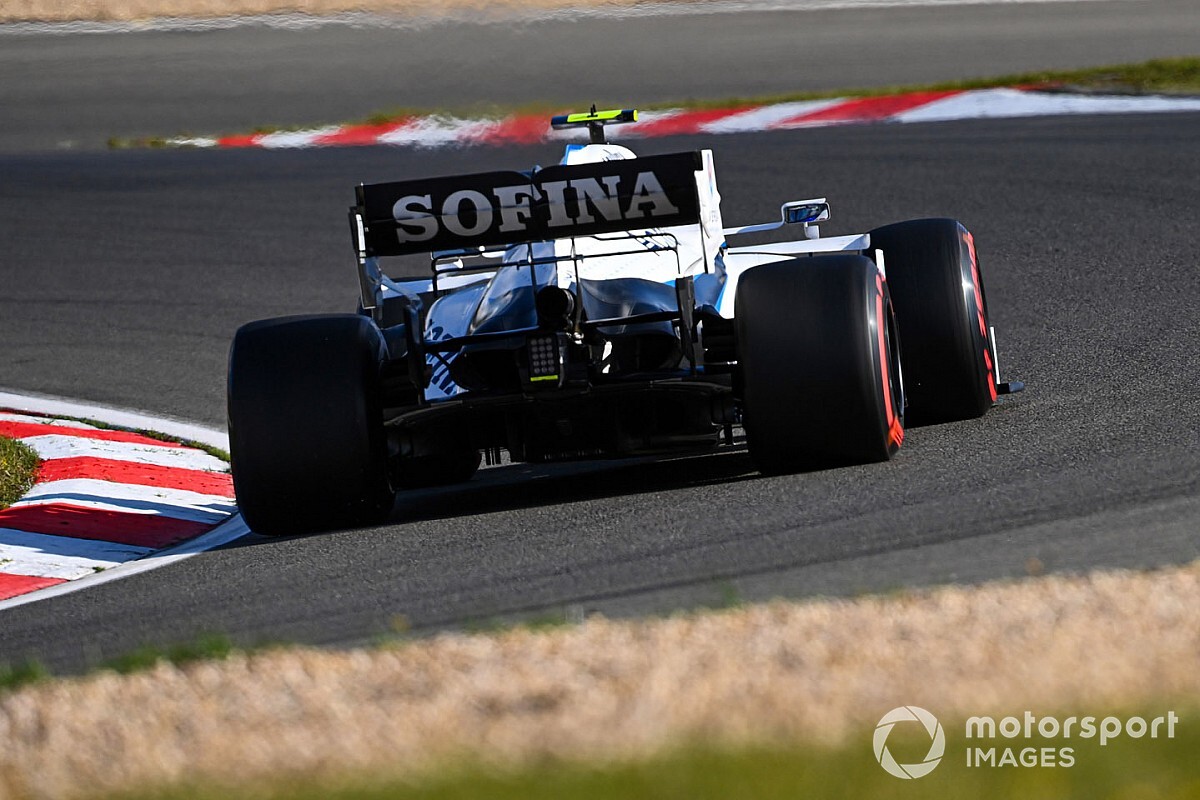 Williams, 2021 F1 aracını Silverstone'da piste çıkardı