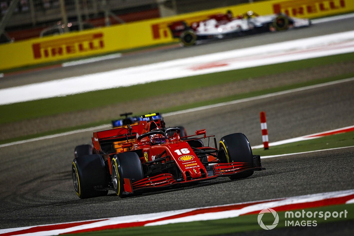 Így kell elkészíteni egy 2020-as F1-es Ferrarit… fából! (videó)