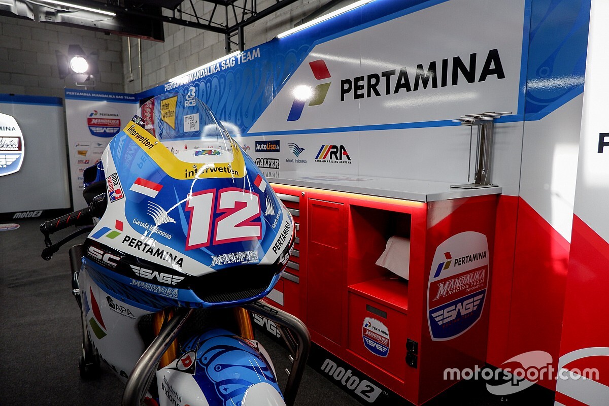 Makna di Balik Livery Batik Pertamina Mandalika SAG Team
