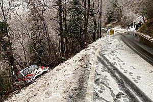 WRC, Evans distrutto: "Calcolato male il cambio di superficie"