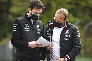 Bottas "ne compte plus" tout ce qu'il a testé au simulateur avant Imola