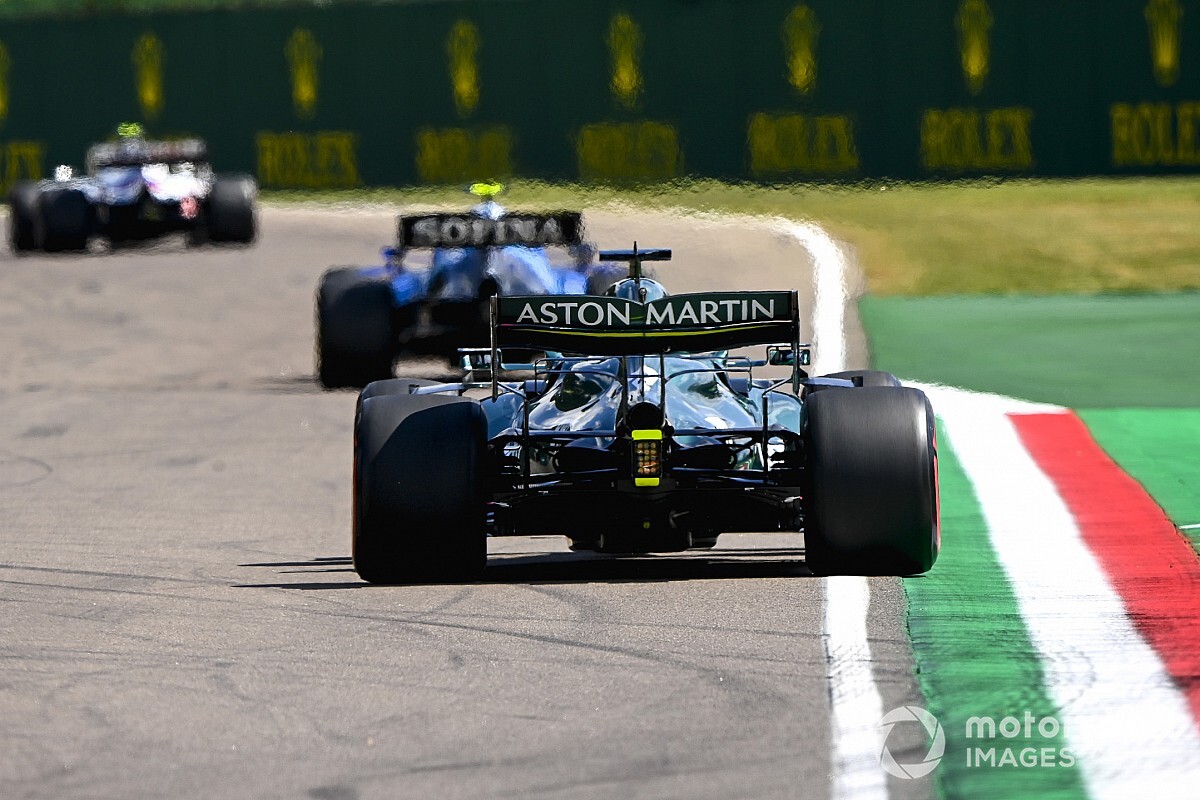 Boos Aston Martin klopt aan bij FIA voor regelwijziging vloer