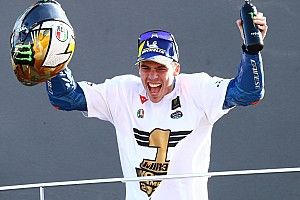 Valencia MotoGP: Mir seals title, Morbidelli beats Miller to win
