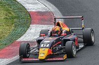 F4, Vallelunga, Libere 1: Edgar in vetta, Minì secondo